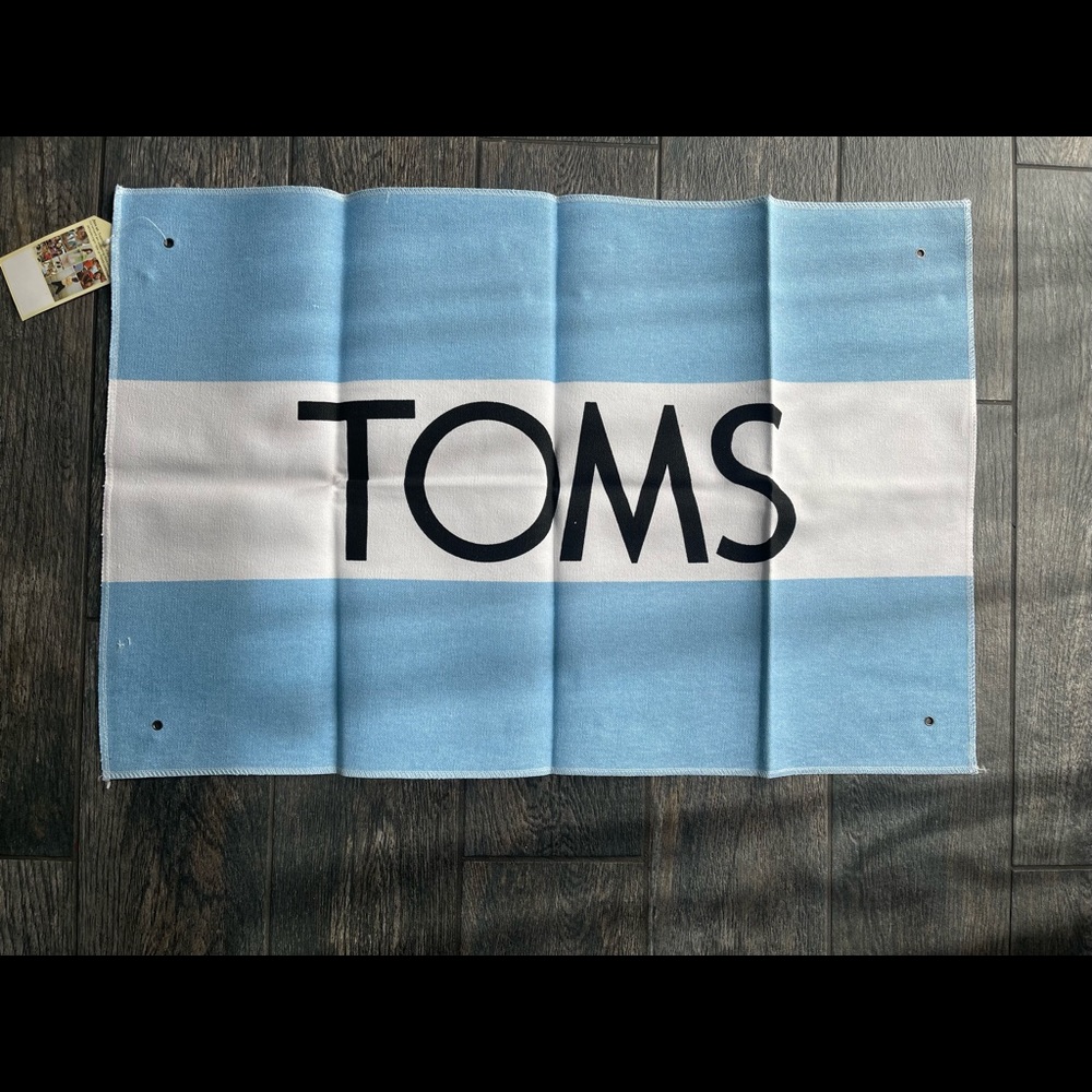 Toms Flag